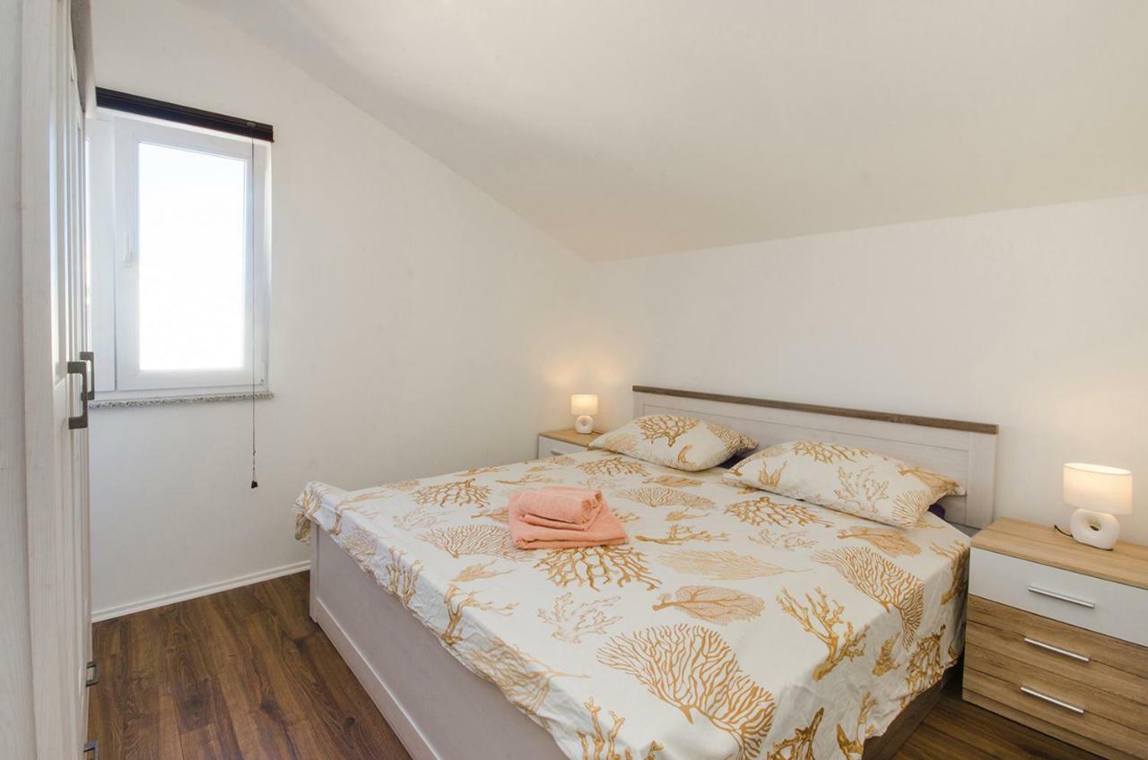 Apartman Korina Sukošan المظهر الخارجي الصورة